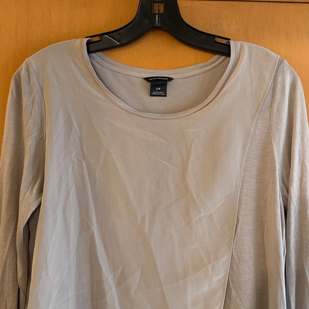 Club Monaco Women’s Layered Crossover Top Silk Viscose Gray Size Small - Picture 2 of 10